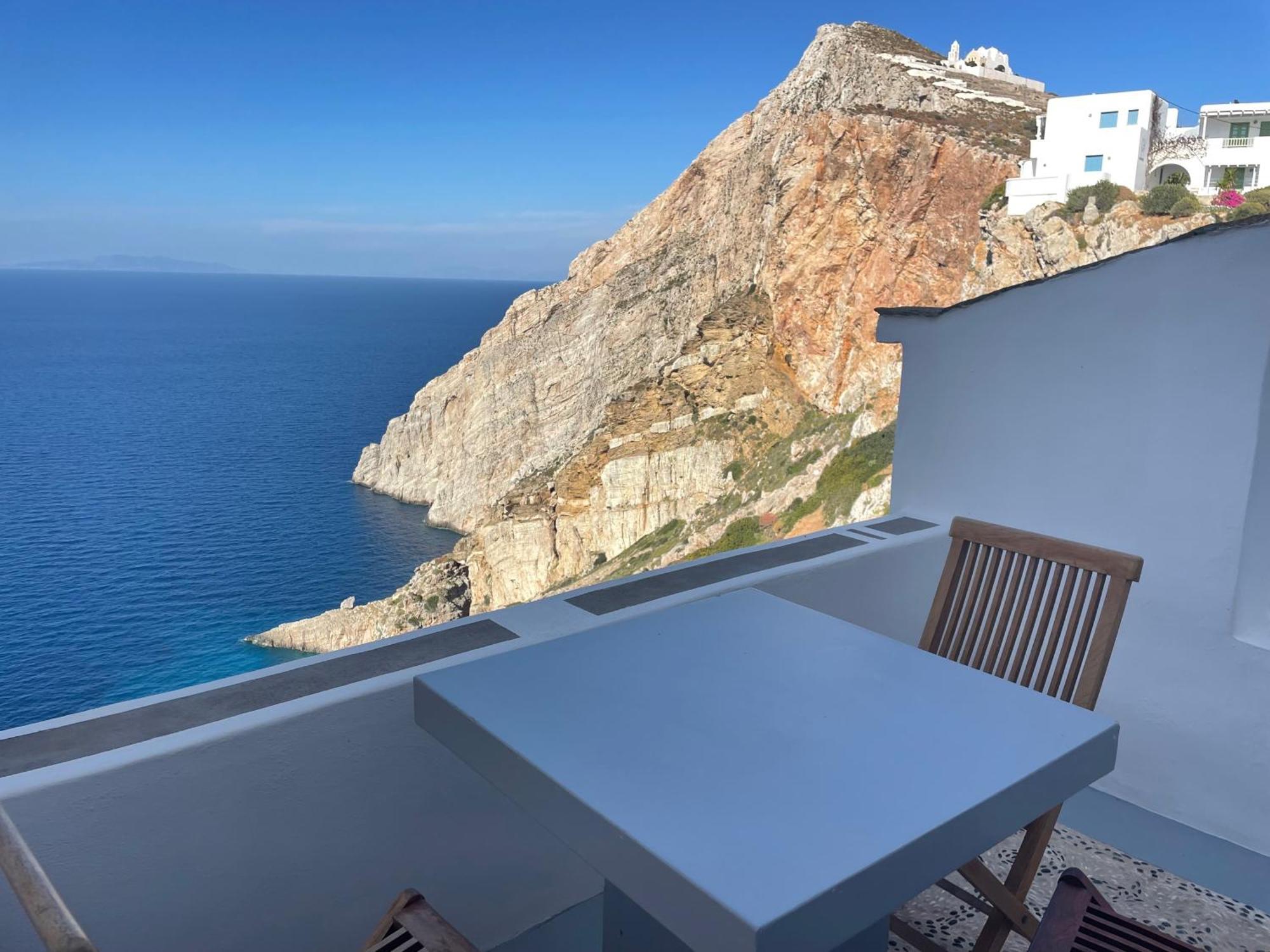 Vila Folegandros-Cliffhouse Exteriér fotografie