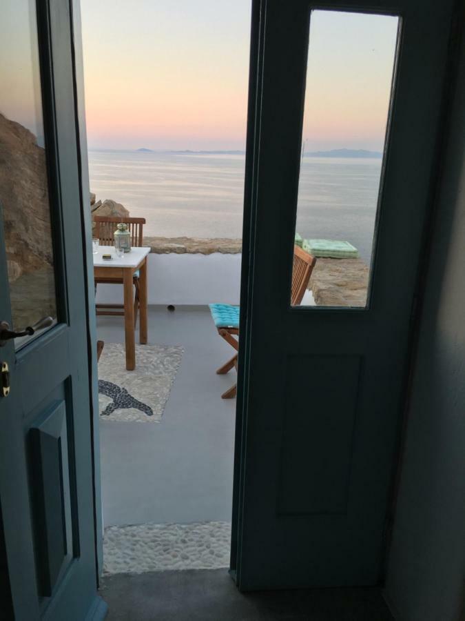Vila Folegandros-Cliffhouse Exteriér fotografie